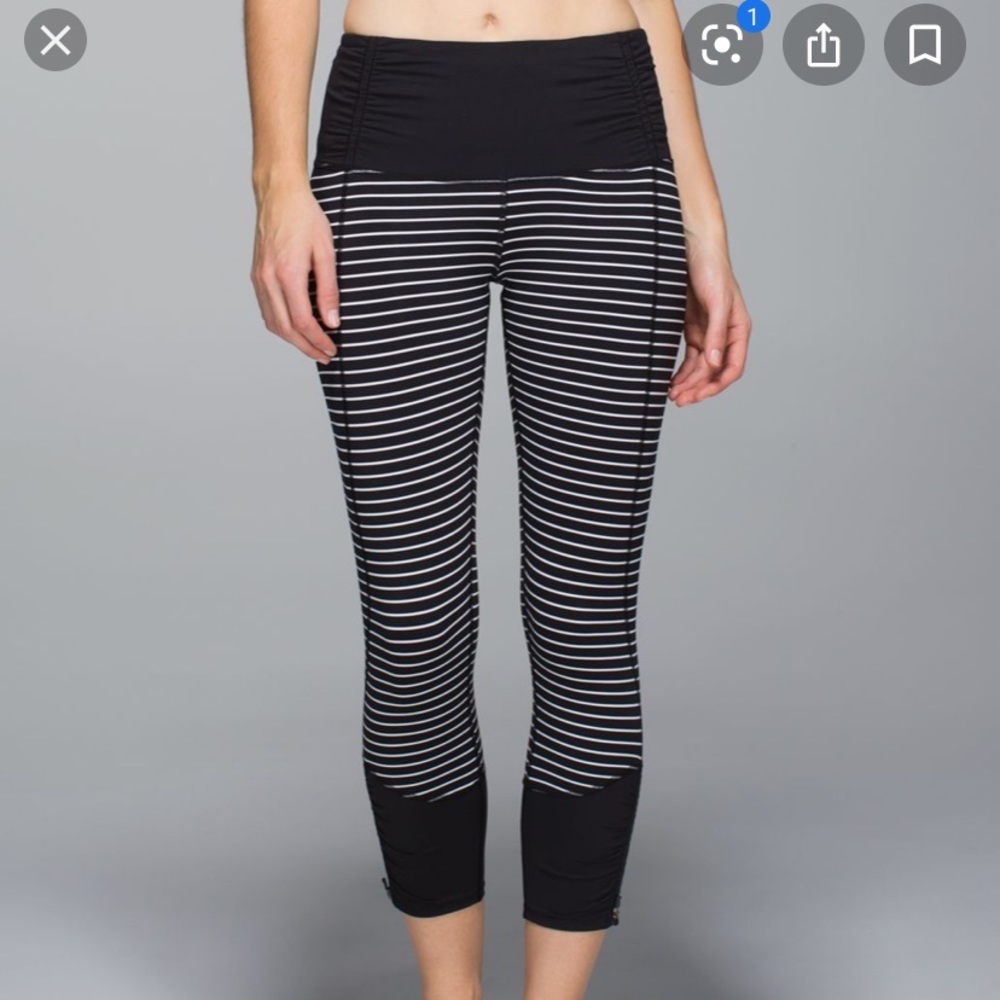 Lululemon runday parallel stripe crop